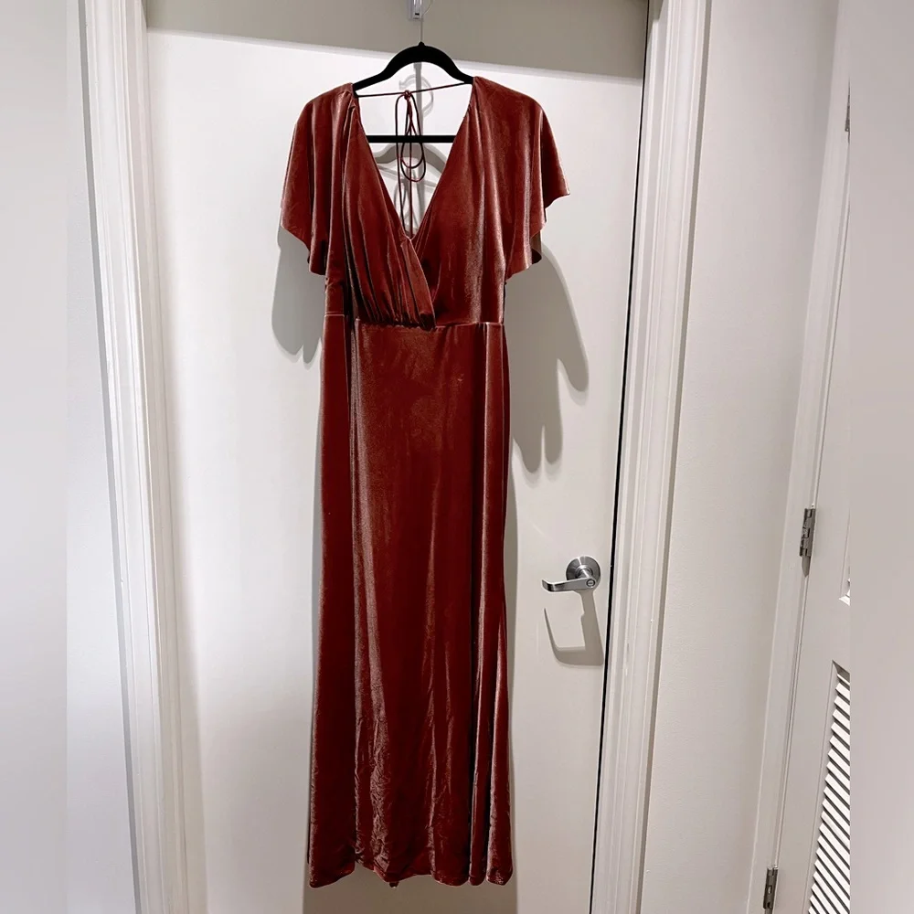 Jenny Yoo Ellis Flutter-Sleeve Open-Back Stretch Velvet Gown~ size 14 - Picture 3 of 12